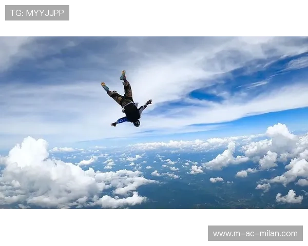 铁人三项硬核赛段刷新城市极限，参赛者被称“钢铁人”