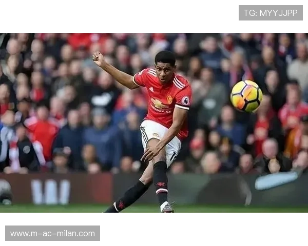 拉什福德门前冷静完成破门